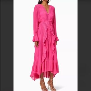 Elegant Pink Pleated Dress